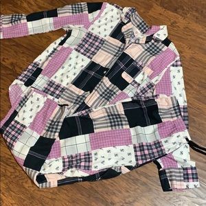 WOMEN’S Victoria’s Secret pajamas.